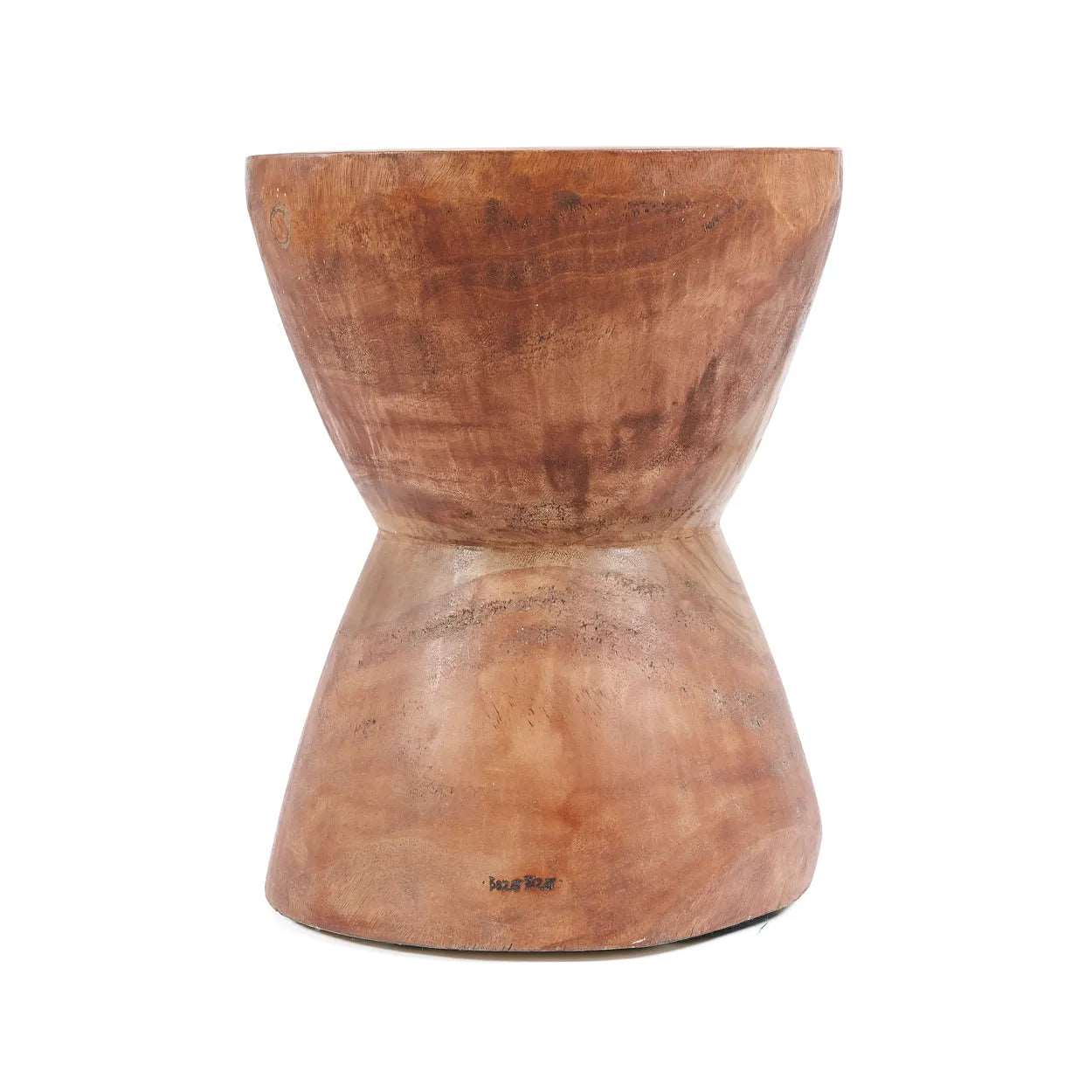 De Kona Kruk - Naturel-Kruk-Bazar Bizar-JACI009N-kruk-Gemaakt van traditioneel Indonesisch suarhout, heeft de Kona Stool een taps naar het midden toelopende vorm en een gladde, donkere afwerking die even mooi als duurzaam is. Deze iconische kruk kan ook een bijzettafel of zelfs een nachtkastje worden. Wij houden van de organische uitstraling van dit item en u straks ook! Kleur Naturel Hoogte (cm) 40 Breedte (cm) 40 Lengte (cm) 40 Waar te gebruiken? Binnenshuis - Overdekt buiten Materialen Suar h