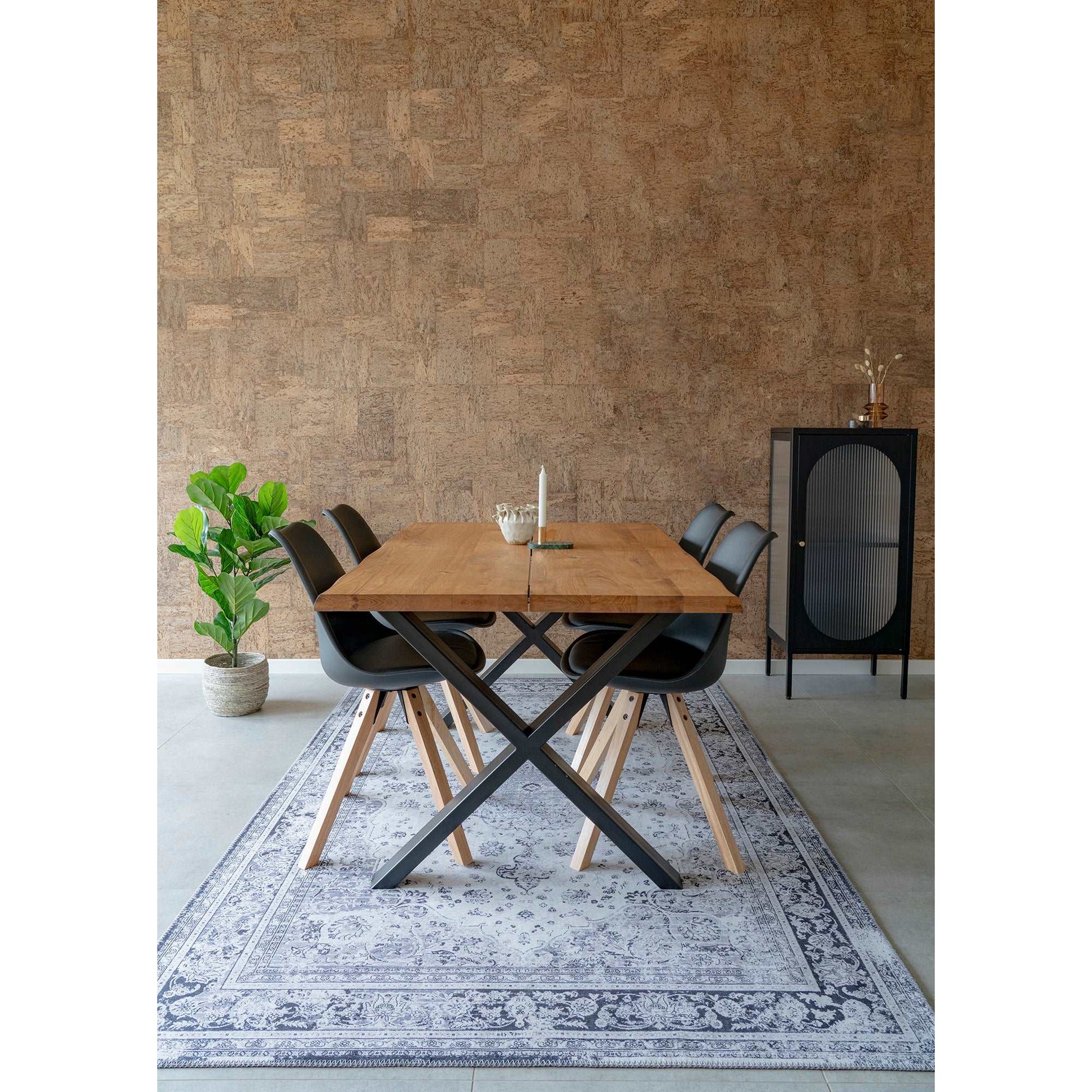 Bergen Dining Chair - Stoel in zwart - set van 2-Stoel-House Nordic-bergen-dining-chair-chair-in-black-with-natural-wood-legs-2-eetkamerstoel, stoel-Stoel in zwart met naturel houten poten Materiaal PU-leer, Resistent gegoten kunststof, Rubberwood Kleur Zwart-5713917003013-1001022-Cerasus Homestyle