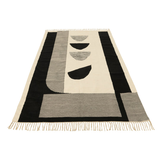 update alt-text with template J-Line Tokyo Tapijt - Wit/Zwart-Tapijt-J-Line-Zwart-Wol-carpet-tokyo-pol-w-blk-1-decor, tapijt-Breedte 198 Hoogte 2 Lengte 302 Gewicht 8250 gr Verzameling Zomer 2023 Kleur Zwart Materiaal samenstelling Katoen (60%), wol (40%)-5400924343255-34325-Cerasus Homestyle