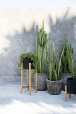 The Charcoal Tall planter - Black Natural - L