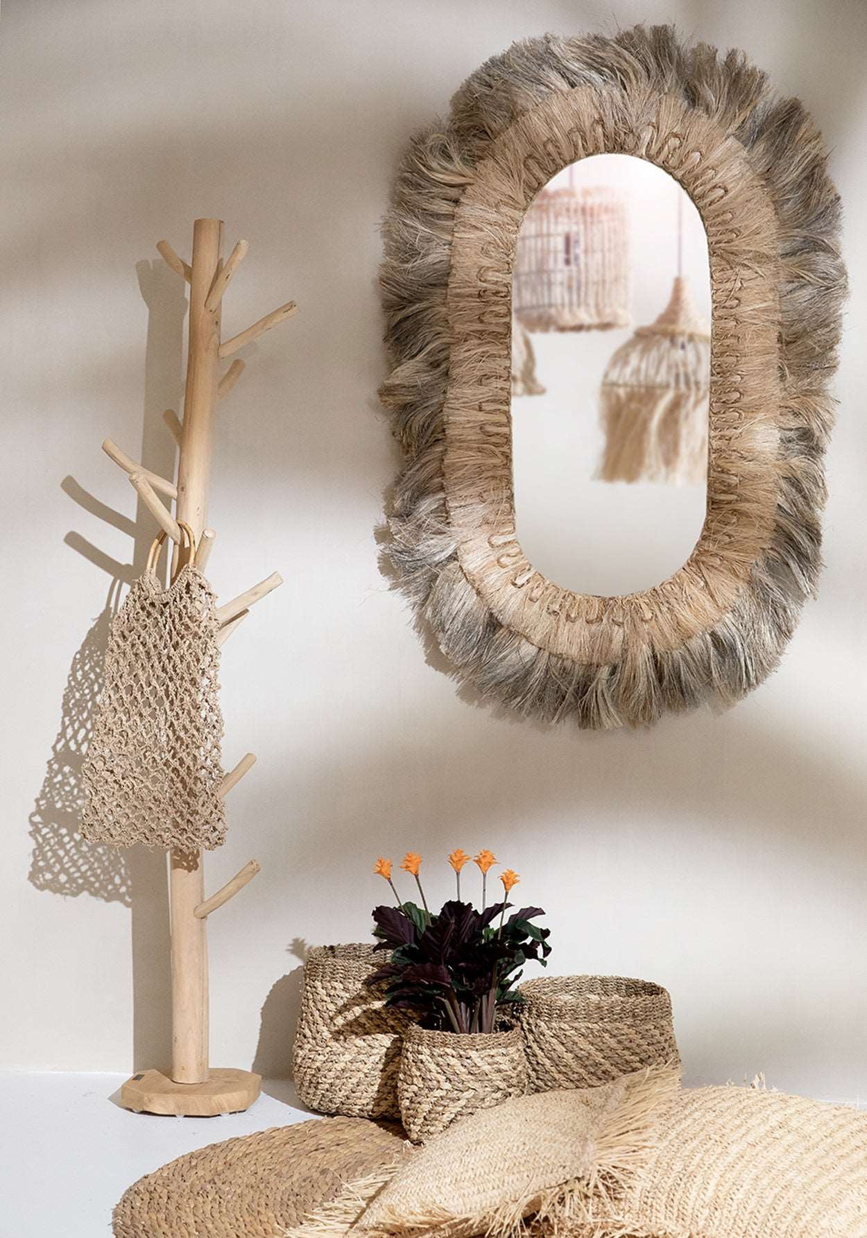 De Kapstok - Naturel-Accessoires-Bazar Bizar-de-kapstok-naturel-4-ass, kapstok, Tuin, Woonkamer-Onze prachtige teakhouten kleerhanger voegt een mooi en natuurlijk boho karakter toe aan uw badkamer, slaapkamer, hal, zwembad of elke andere buitenruimte. Hang hem op! Kleur Naturel Waar te gebruiken? Binnenshuis - Overdekt buiten Materialen Teakhout Hoogte (cm) 160 Breedte (cm) 25 Lengte (cm) 25-7438246034061-JAKA007N-160-Cerasus Homestyle