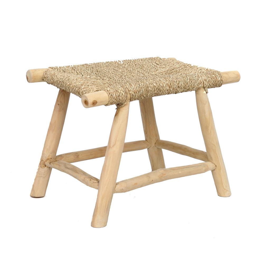 De Porto Seagrass Stoel - Naturel - M-Tafel-Bazar Bizar-Naturel-Teakhout-de-porto-seagrass-stoel-naturel-m-1-kleine tafel-Dit mooie en eenvoudige krukje kan worden gebruikt als bijzetkrukje, in de badkamer of in een kinderkamer. Voeg deze boho stijl toe aan uw interieur, terras of tuin. Kleur Naturel Waar te gebruiken? Binnenshuis - Overdekt buiten Materialen Seagrass - Teakhout Hoogte (cm) 45 Breedte (cm) 38 Lengte (cm) 60-7438246021054-JACA011N-60x40-Cerasus Homestyle