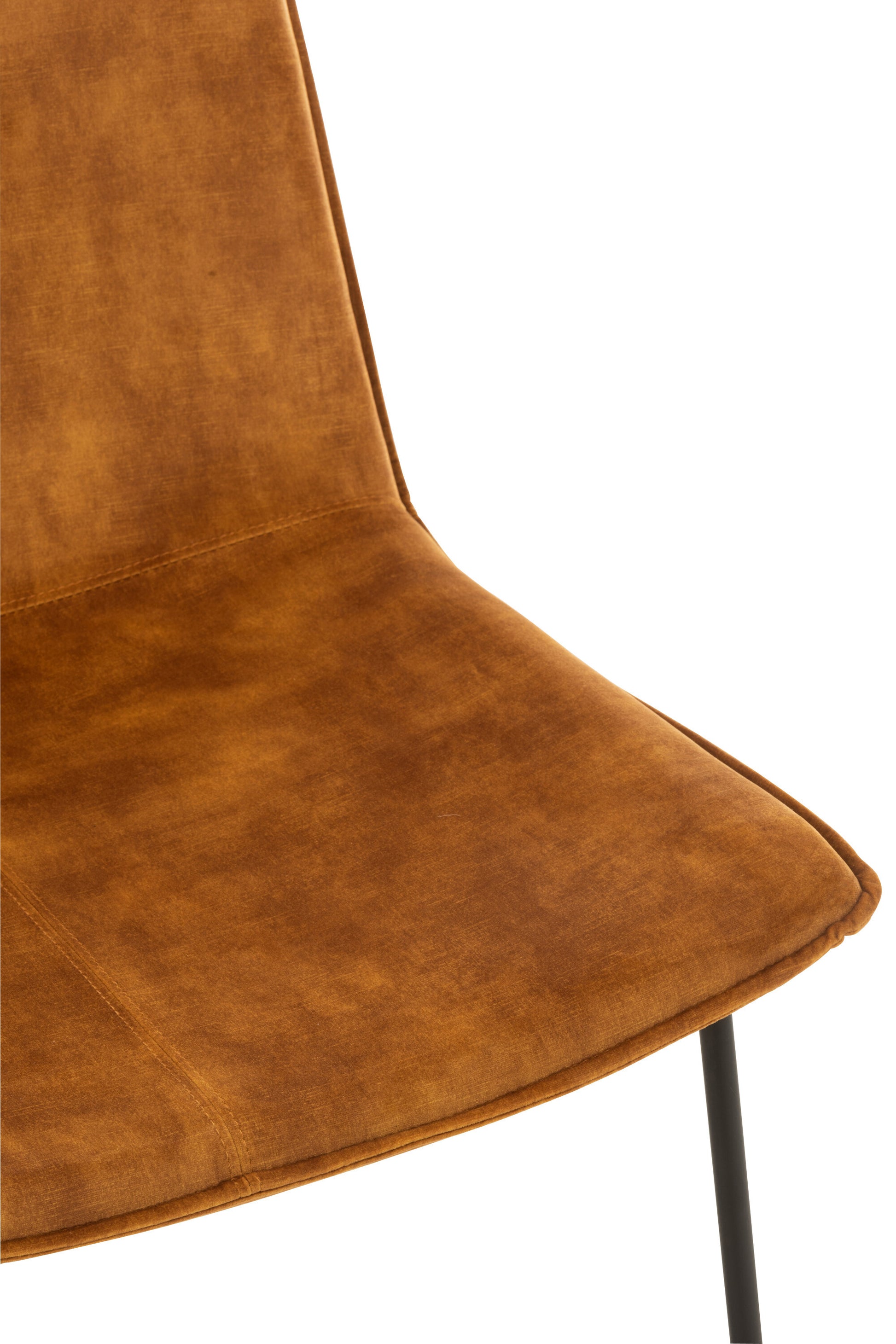 LOUNGESTOEL ISABEL ME/TEX OCH-J-Line-lounge-chair-isabel-me-tex-och-3-LOUNGE STOEL ISABEL METAAL/TEXTIEL OKER Breedte 68 Hoogte 78 Lengte 71 Gewicht 9400 Verzameling WINTER 2021 Kleur 1 COGNAC Materiaal samenstelling METAAL (75%), SCHUIM (9%), TRIPLEX (10%), STOF (6%) Intrastat-code 94017900 Dropshipping-code 20 Ecomm MinQuantity 2 Maximaal zitgewicht 100 Stoelhoogte 39.8 Montage vereist Ja-5400924195229-19522-Cerasus Homestyle