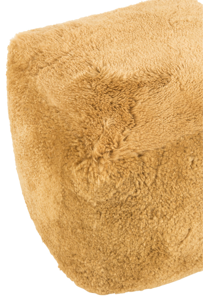 update alt-text with template Poef Vierkant Schapenvacht Oker-J-Line-pouf-square-sheepskin-ochre-2-Poef Vierkant Schapenvacht Oker Breedte 57 Hoogte 47 Lengte 57 Gewicht 3.365 kg Verzameling Winter 2021 Kleur Oker Materiaal samenstelling Textiel(100%) Was instructies Alleen stomen-5400924180270-18027-Cerasus Homestyle